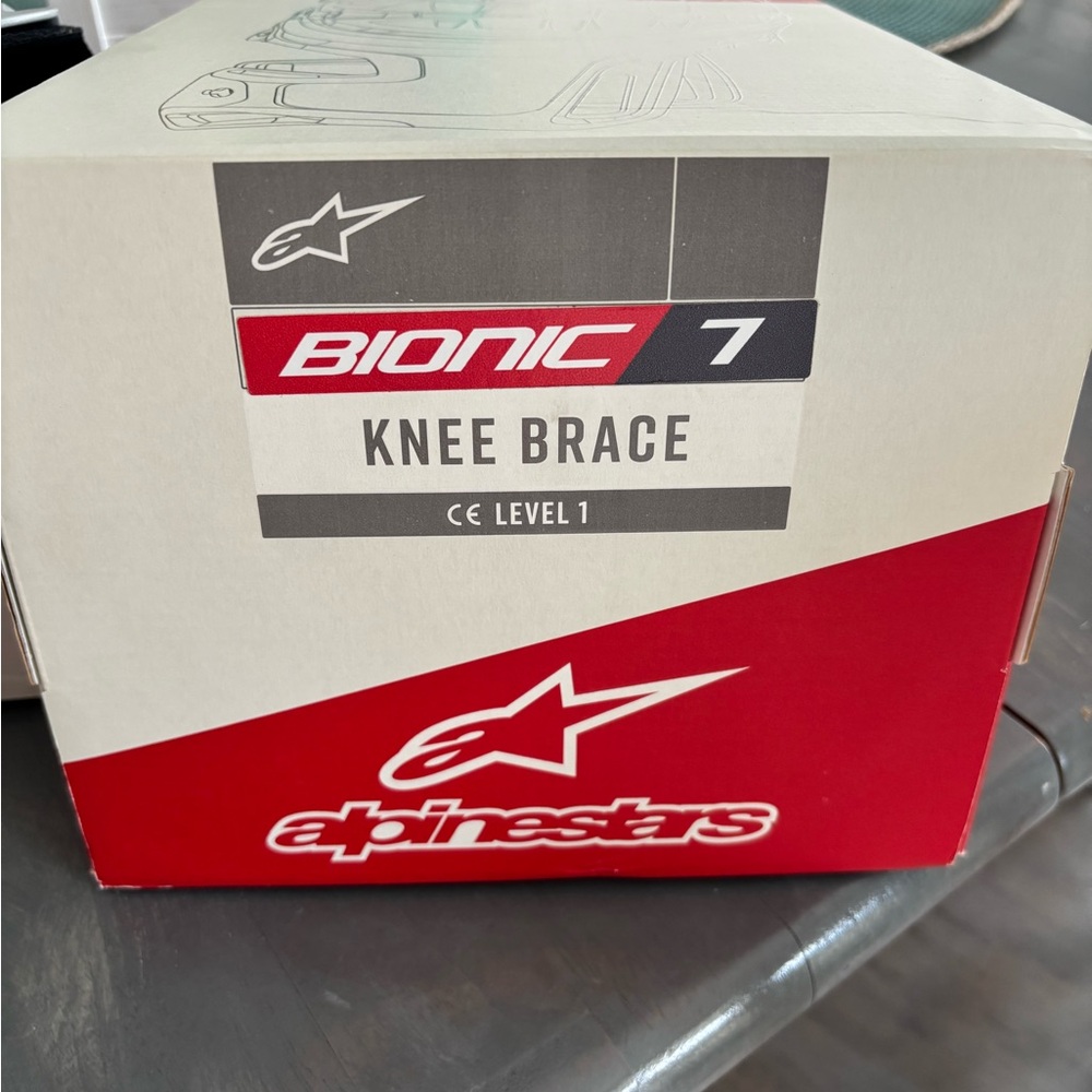 Alpinestars Bionic 7 Knee Brace - Red and Gray